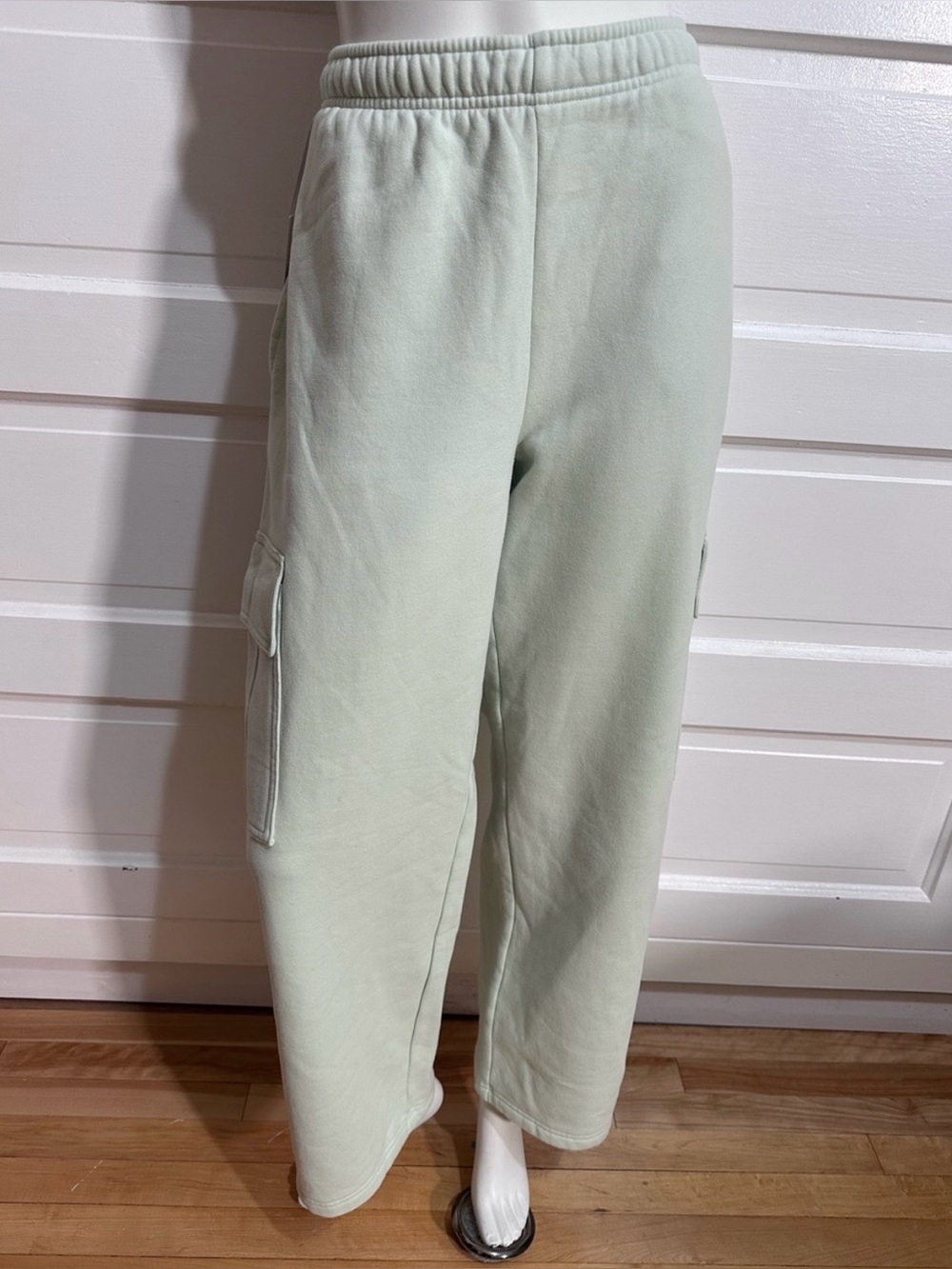 COZY Aritzia Cozy Sweatfleece Mega Fit Cargo Sweatpant XL Mint Chip Green $98
